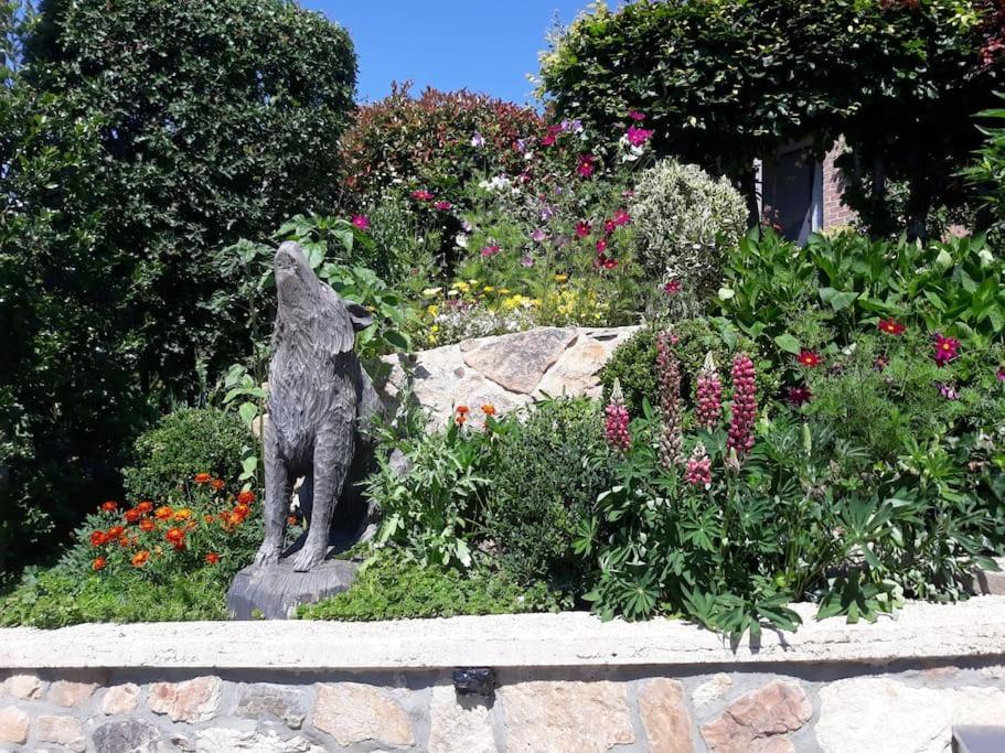 Studio Au Jardin Fleuri Verviers Exterior photo